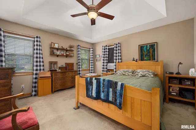 $270,000 | 1529 North Logan Street, Chillicothe, IL 61523