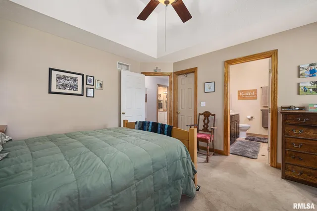 $270,000 | 1529 North Logan Street, Chillicothe, IL 61523