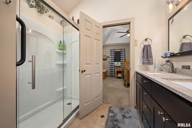 $270,000 | 1529 North Logan Street, Chillicothe, IL 61523