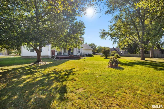 $270,000 | 1529 North Logan Street, Chillicothe, IL 61523