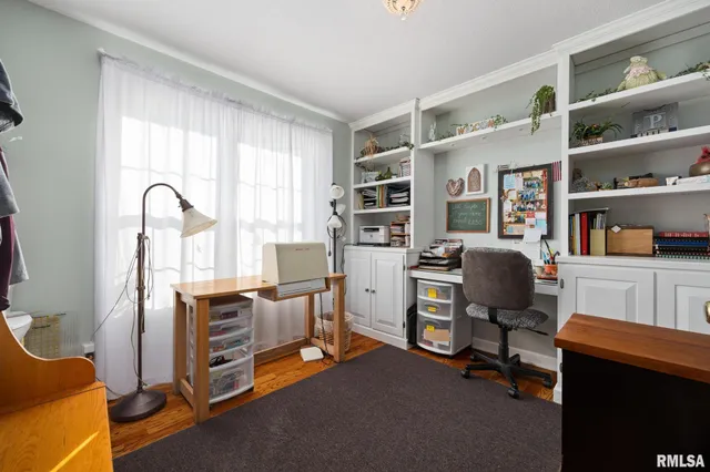 $270,000 | 1529 North Logan Street, Chillicothe, IL 61523