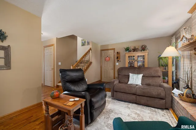 $270,000 | 1529 North Logan Street, Chillicothe, IL 61523