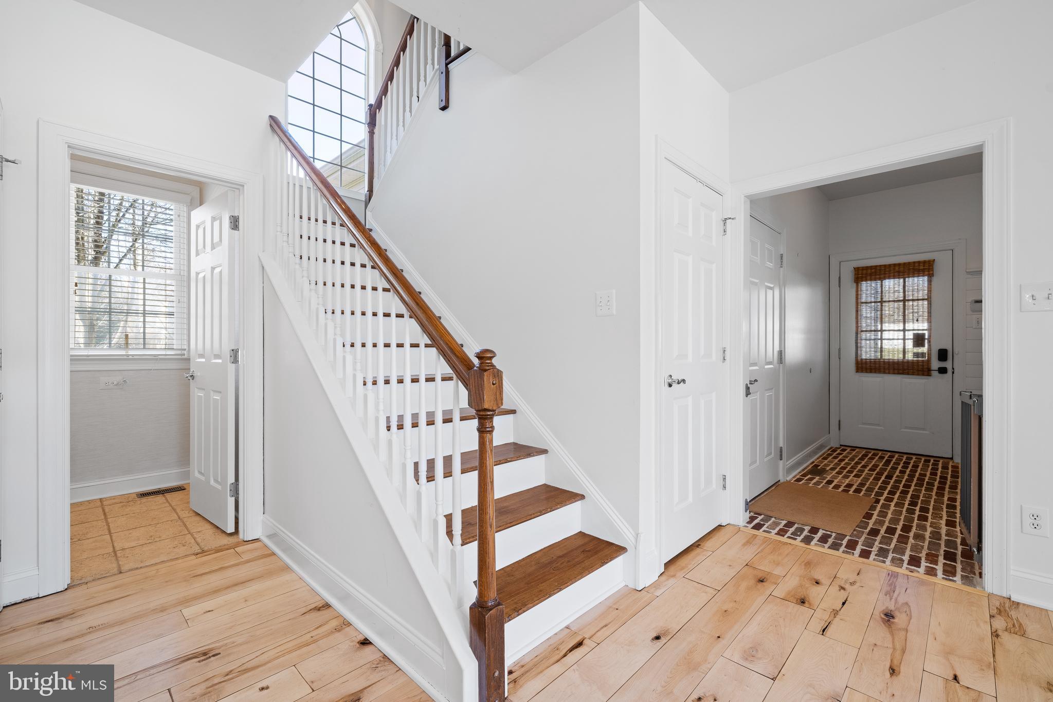 120 Springtree Road Newtown Square, PA 19073 - Photo 19 of 69 Back Steps