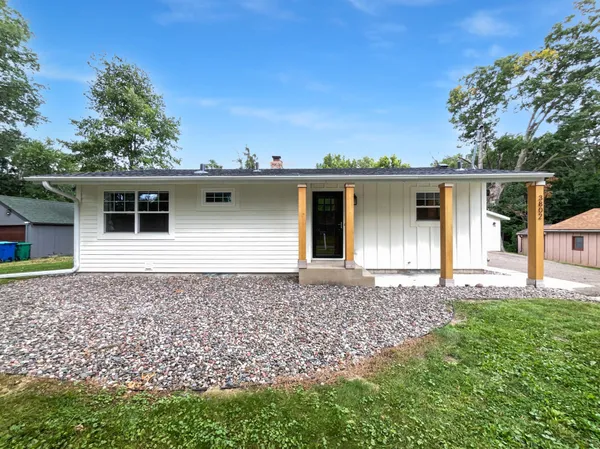 $405,000 | 3802 Togo Road, Spring Park, MN 55384