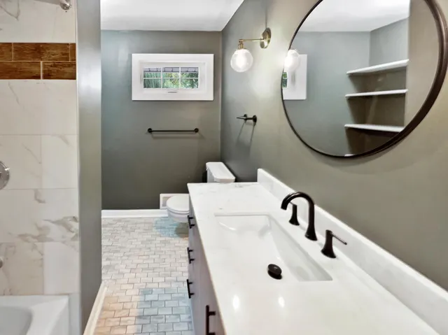 $418,000 | 3802 Togo Road, Spring Park, MN 55384