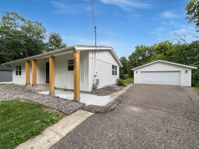 $418,000 | 3802 Togo Road, Spring Park, MN 55384