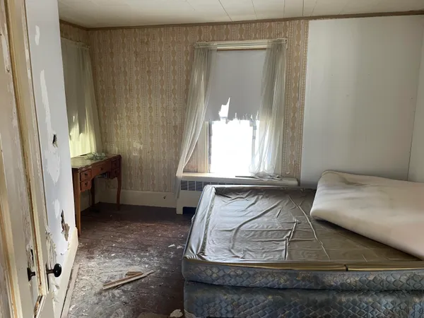 $149,000 | 233 Madawaska Avenue, Pittsfield, ME 04967