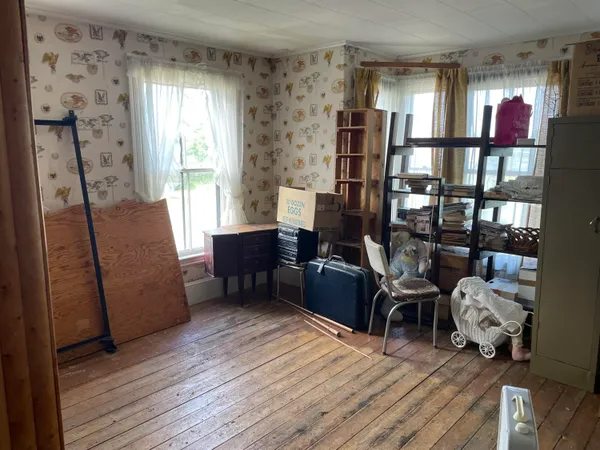 $149,000 | 233 Madawaska Avenue, Pittsfield, ME 04967