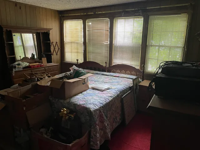 $149,000 | 233 Madawaska Avenue, Pittsfield, ME 04967