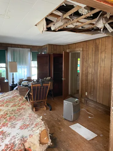 $149,000 | 233 Madawaska Avenue, Pittsfield, ME 04967