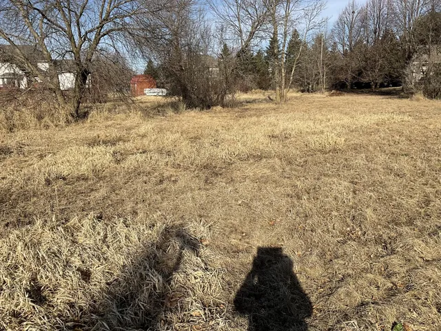 $39,500 | 2424 9th Avenue Southwest, Austin, MN 55912