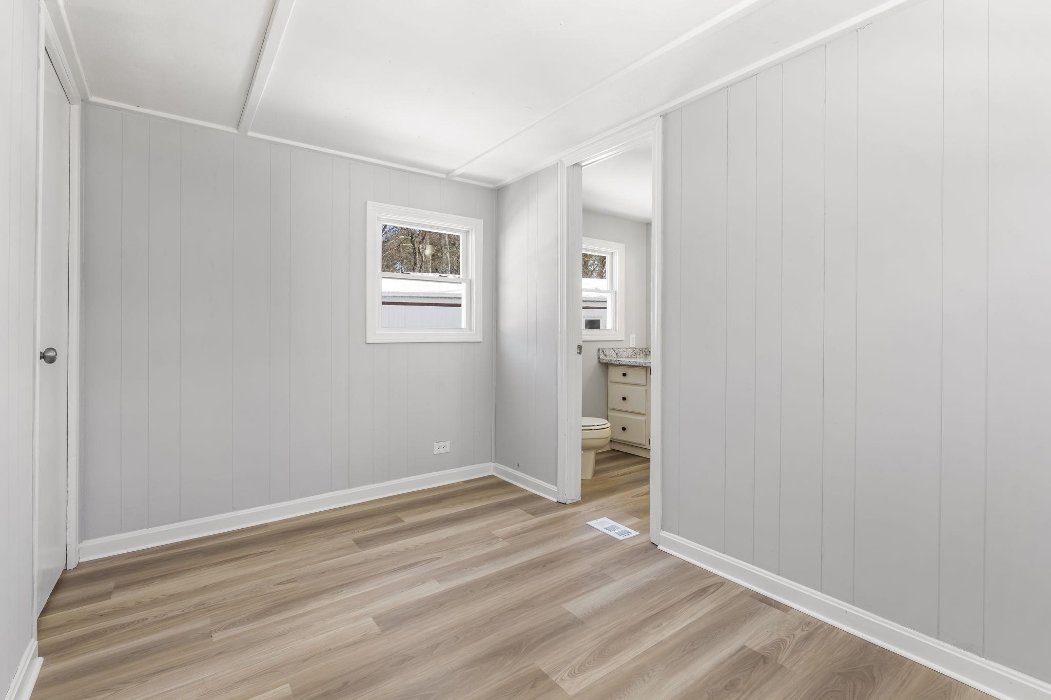 14 Stage Coach Circle Londonderry, NH 03053 - Photo 22 of 34