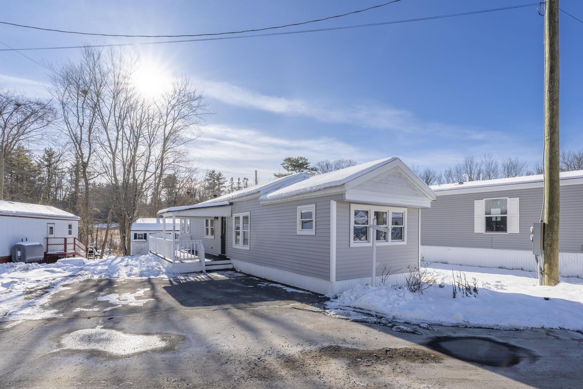 14 Stage Coach Circle Londonderry, NH 03053 - Photo 32 of 34