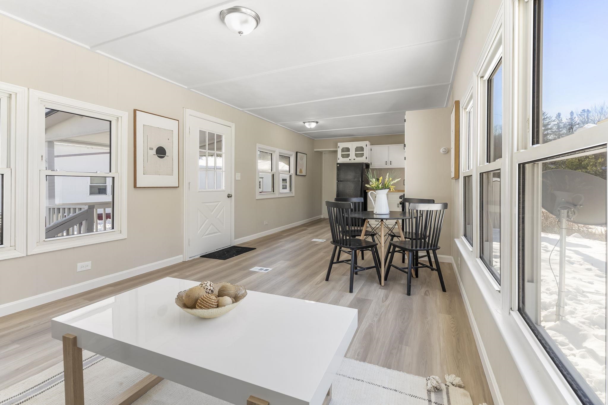 14 Stage Coach Circle Londonderry, NH 03053 - Photo 4 of 34