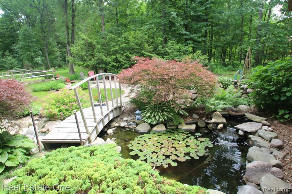 4344 Fenton Road Hartland, MI 48353 - Photo 7 of 53 IMG_7210.jpg
