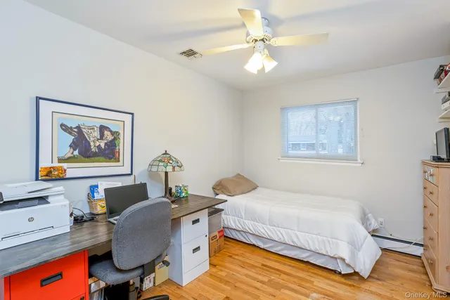 $799,999 | 25 Sheryl Crescent, Smithtown, NY 11787