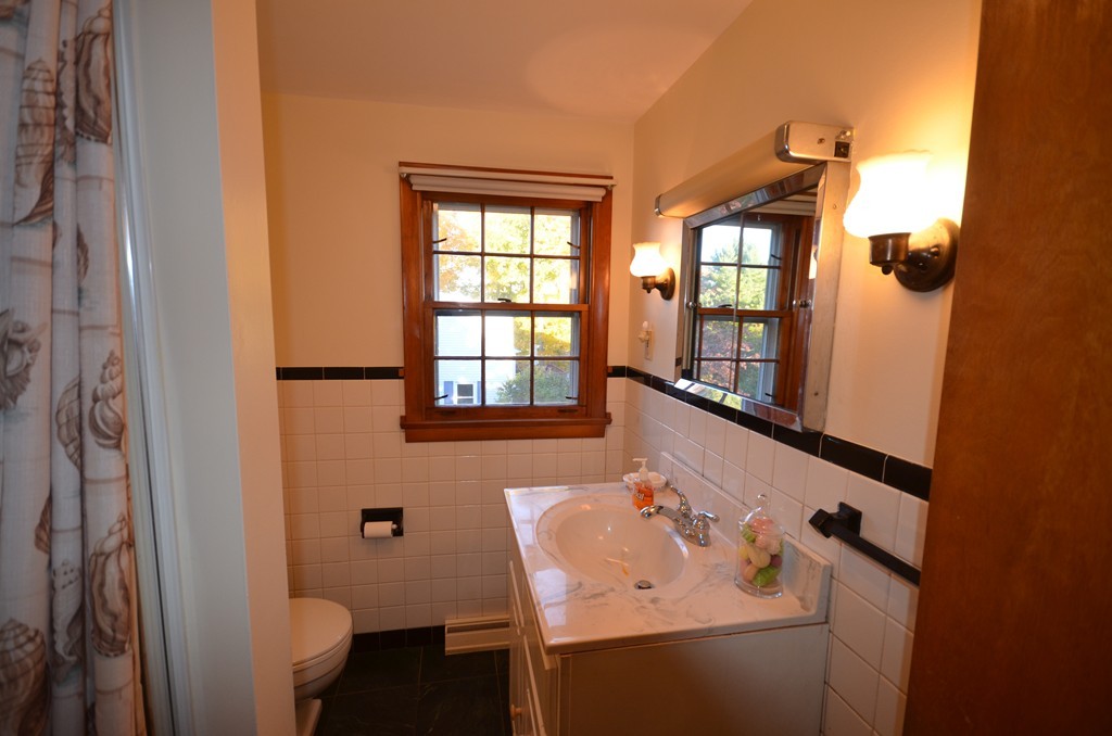 395 Adams Road Greenfield, MA 01301 - Photo 15 of 27 Gallery Image 15