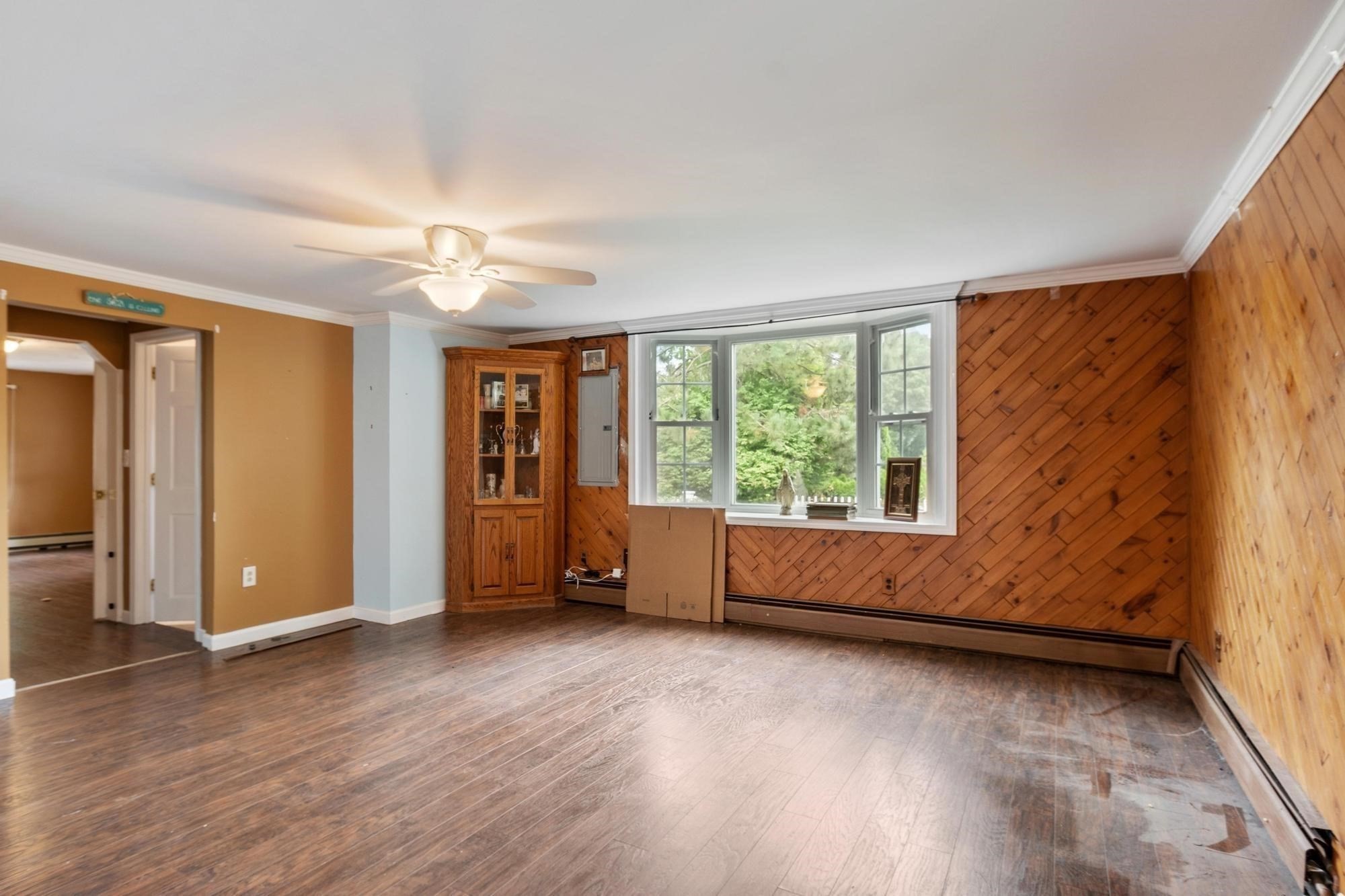 4 Algonquin Road Chelmsford, MA 01824 - Photo 10 of 31 Gallery Image 10