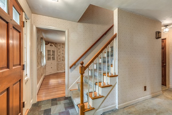 62 Old Nahant Road Wakefield, MA 01880 - Photo 5 of 29 Gallery Image 5