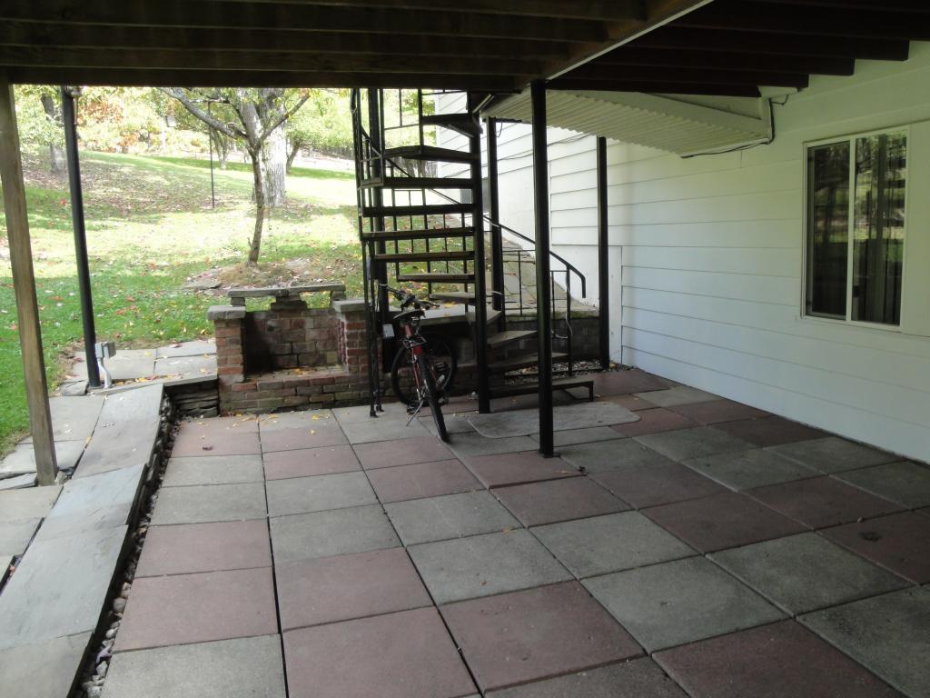 209 Meeker Road Vestal, NY 13850 - Photo 17 of 19 Gallery Image 17