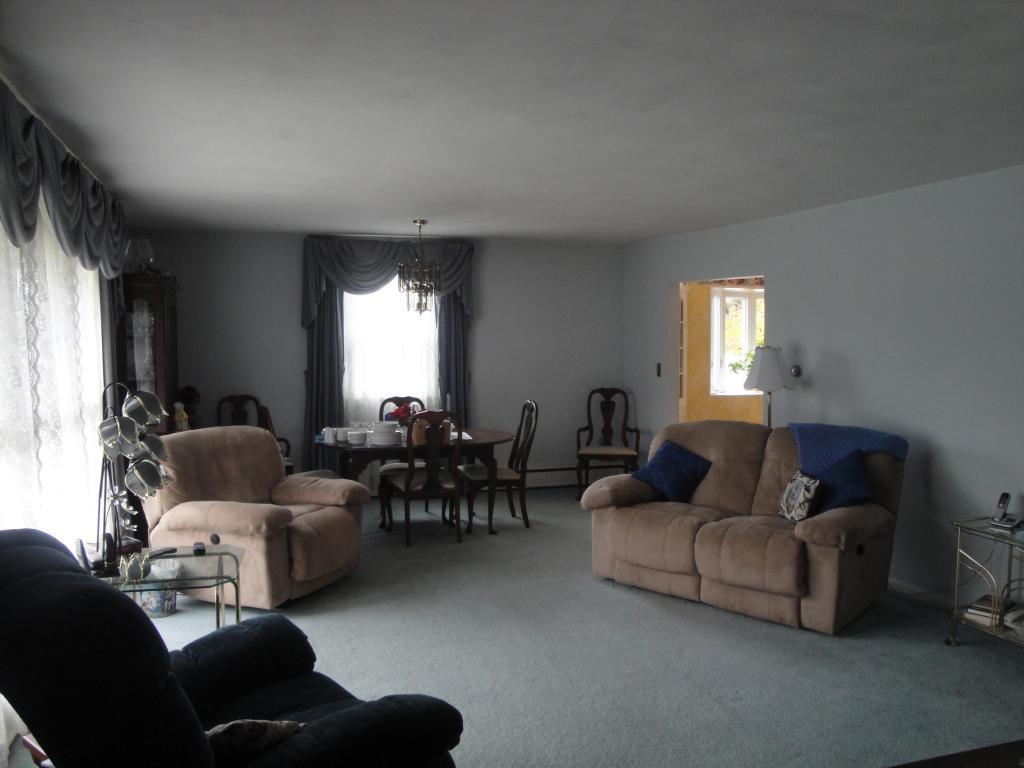 209 Meeker Road Vestal, NY 13850 - Photo 4 of 19 Gallery Image 4