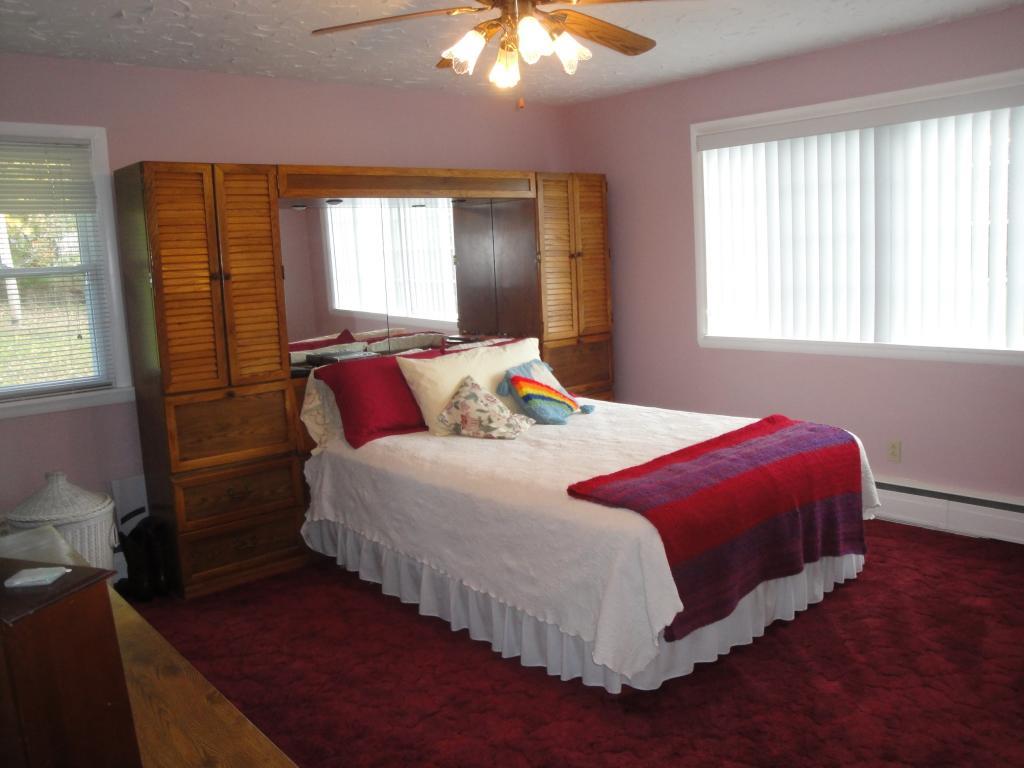 209 Meeker Road Vestal, NY 13850 - Photo 7 of 19 Gallery Image 7