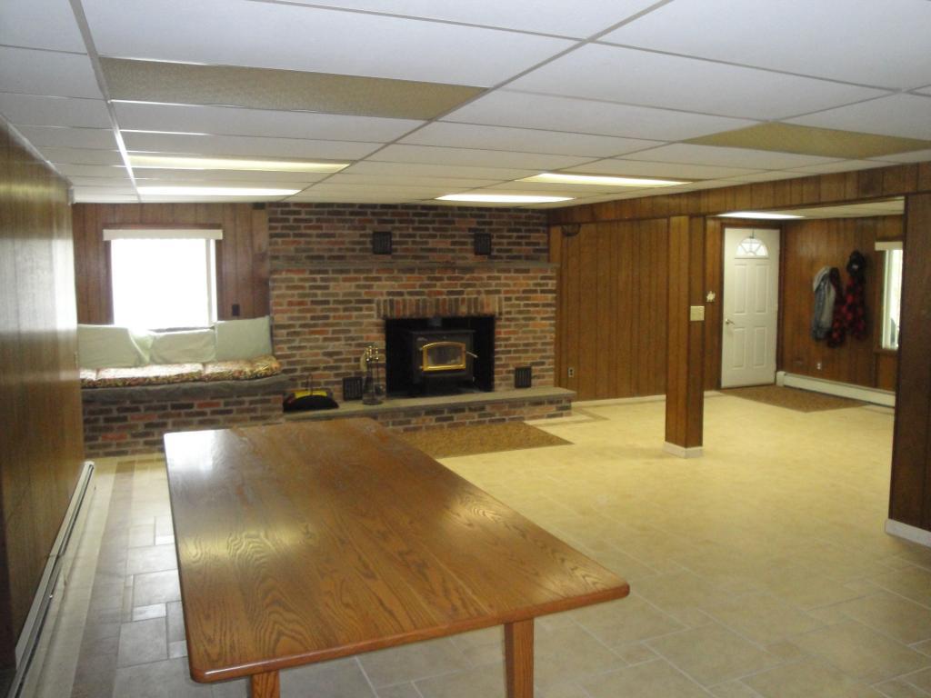 209 Meeker Road Vestal, NY 13850 - Photo 9 of 19 Gallery Image 9