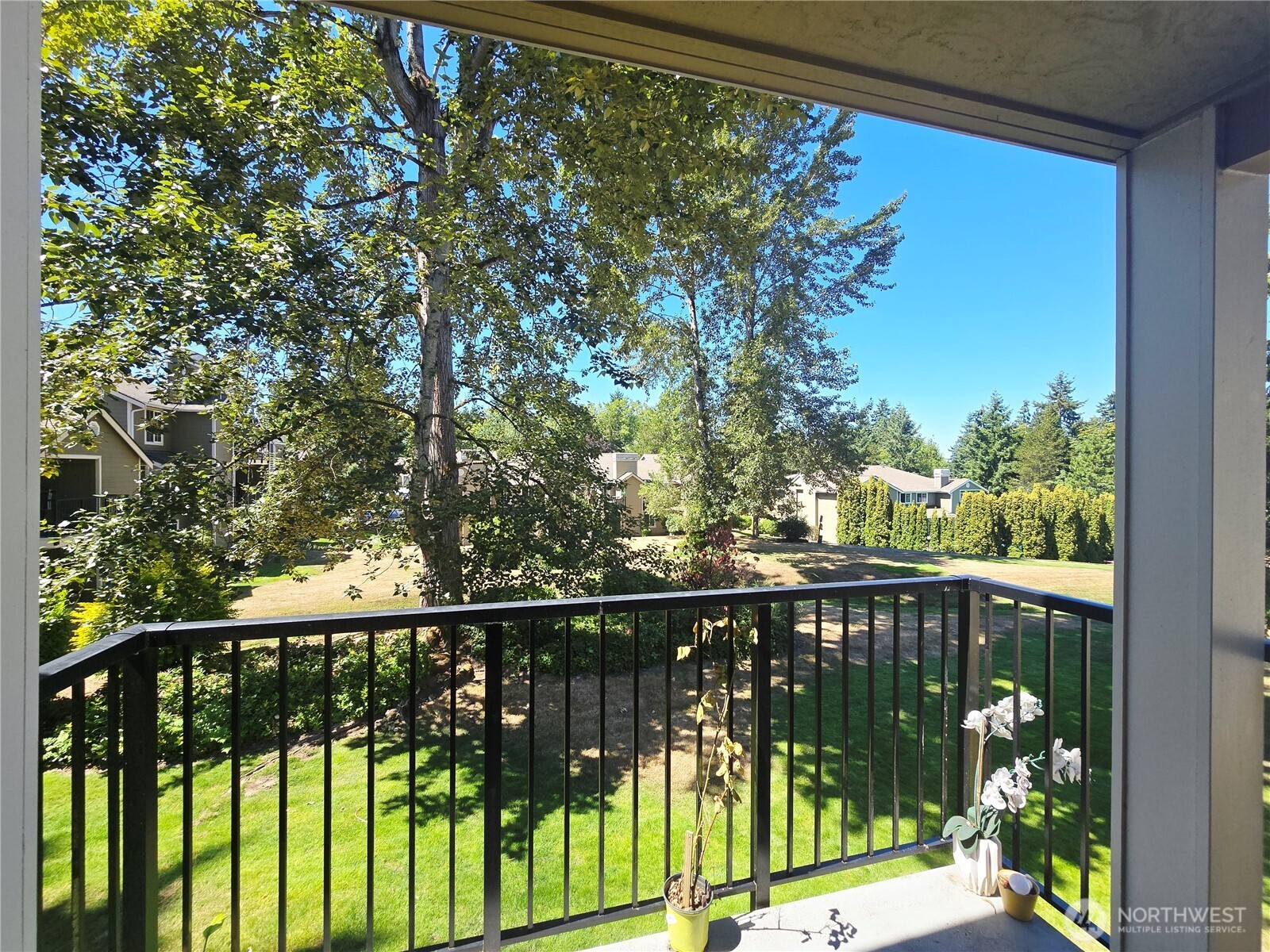 1840 South 284th Lane, Unit H204 Federal Way, WA 98003 - Photo 13 of 14 a view of a balcony