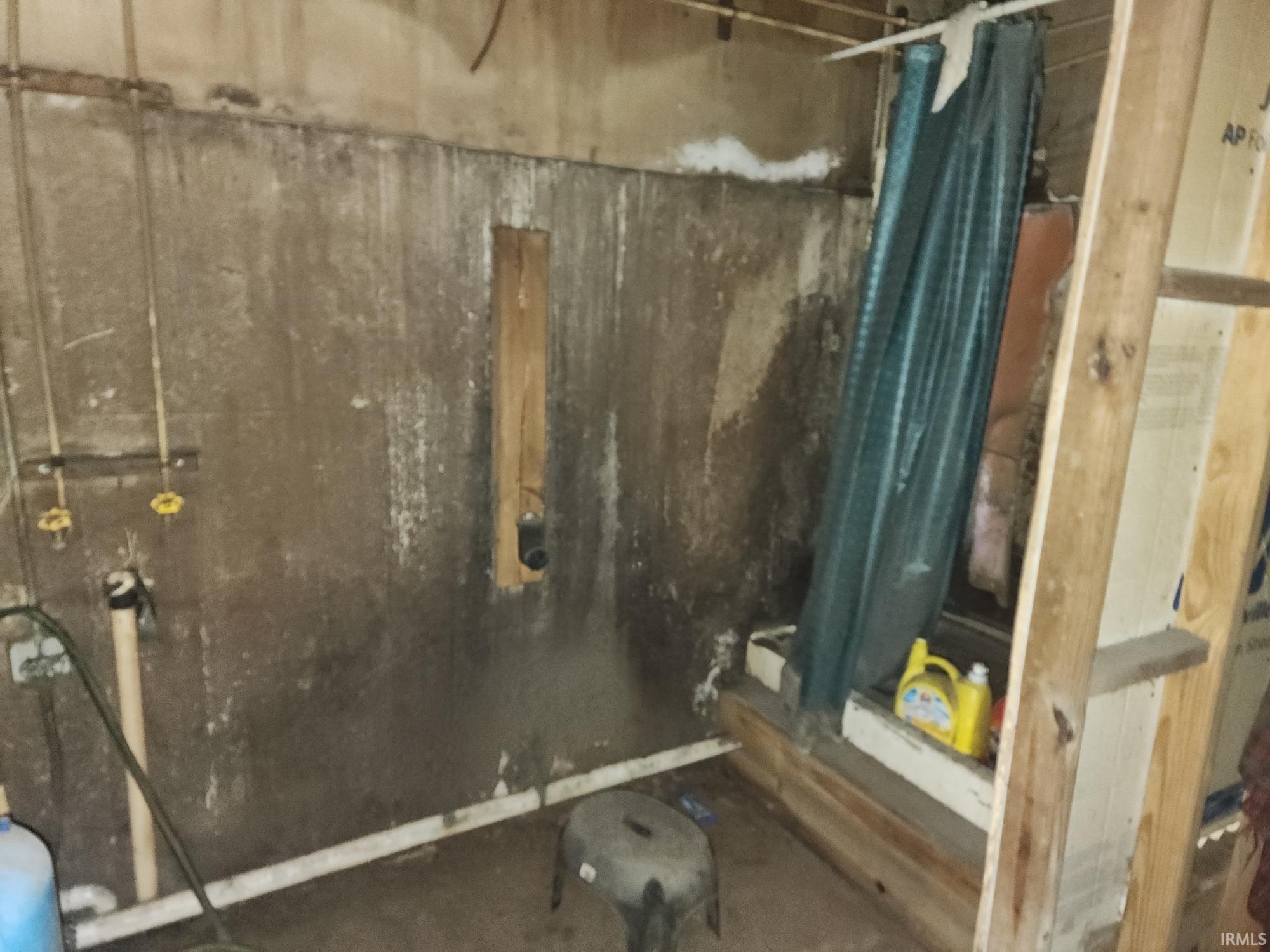 309 North Eel River Cemetery Road Peru, IN 46970 - Photo 4 of 9