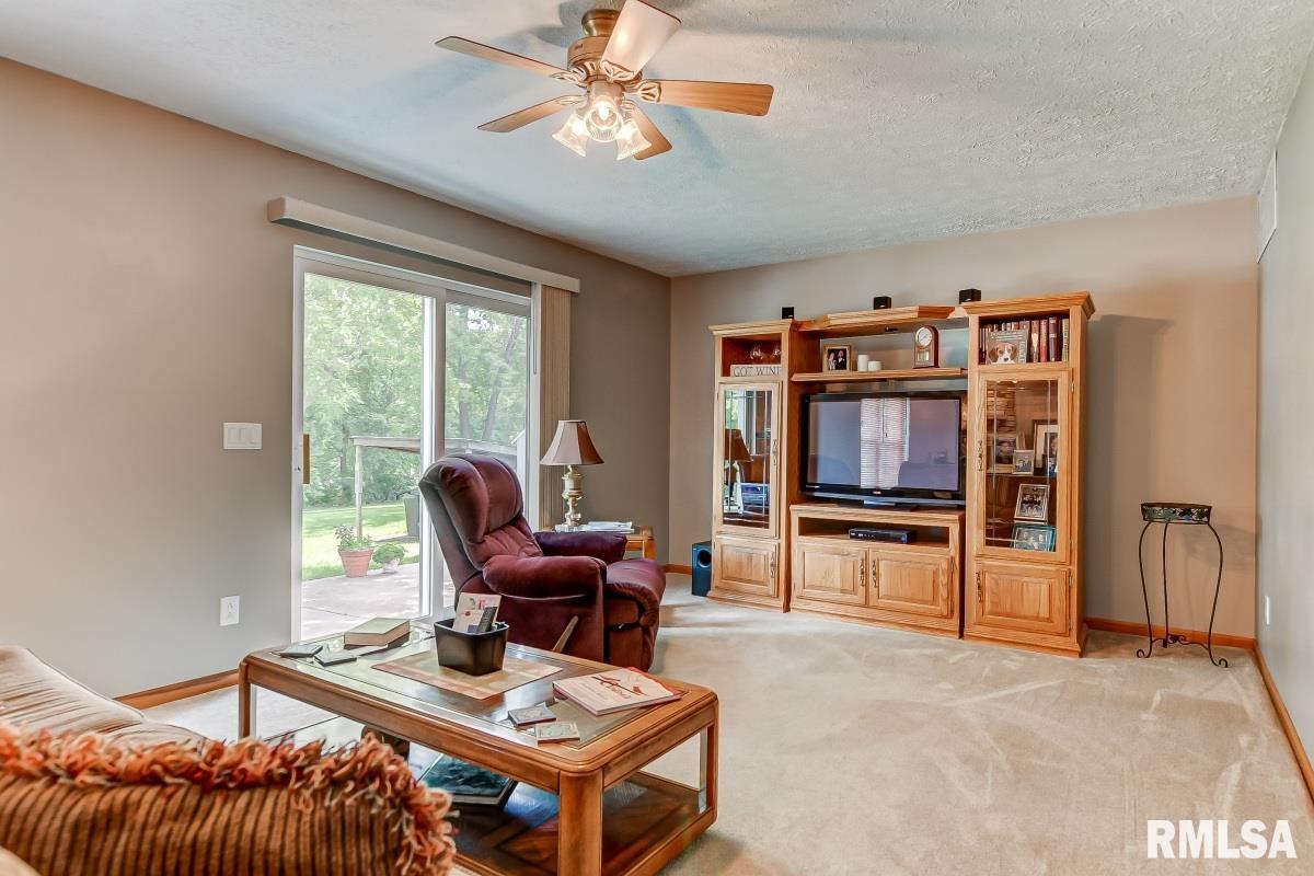 4204 Tuxhorn Road Springfield, IL 62712 - Photo 8 of 43 Gallery Image 8