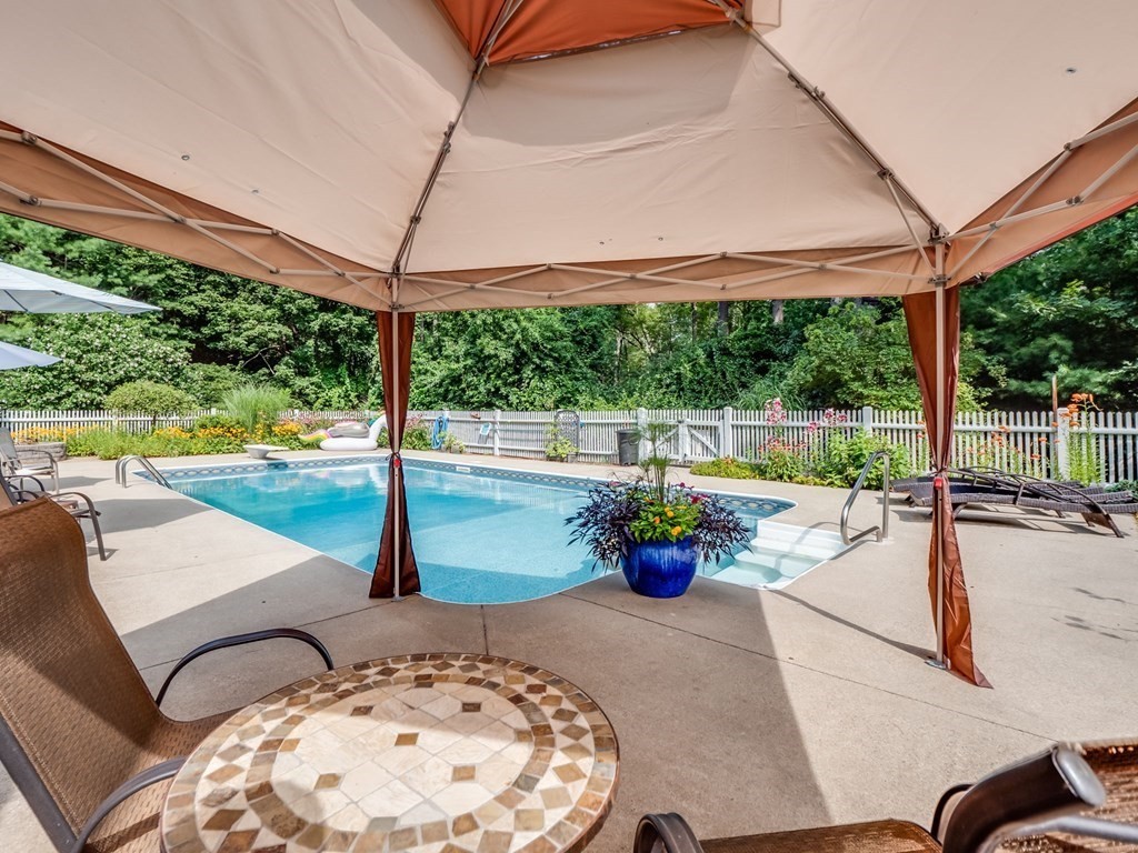 89 Keene Road Acushnet, MA 02743 - Photo 3 of 42 Gallery Image 3