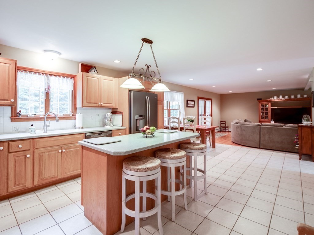 89 Keene Road Acushnet, MA 02743 - Photo 7 of 42 Gallery Image 7