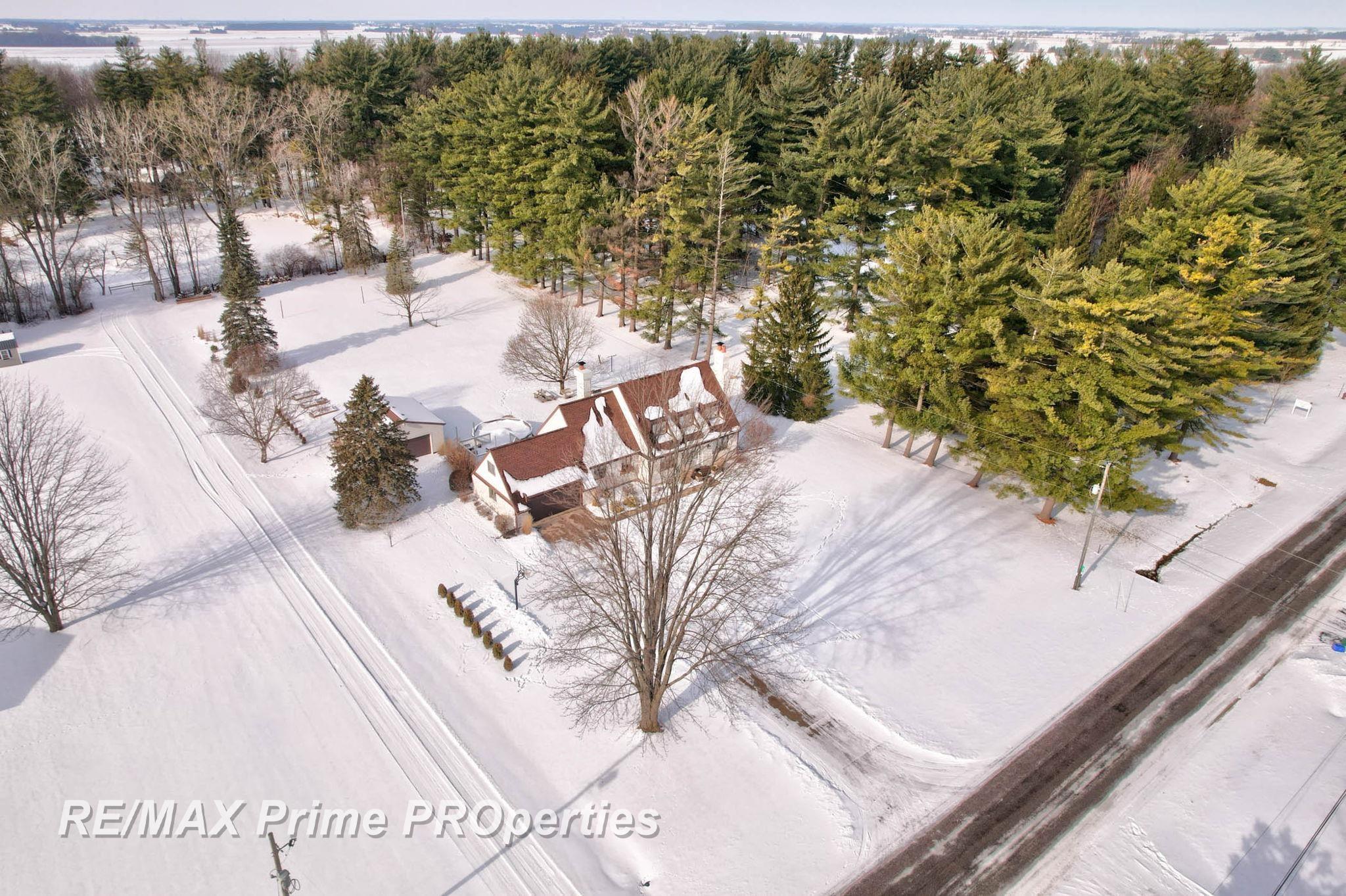 1800 South Beyer Road Saginaw, MI 48601 - Photo 68 of 82 50167703-a8e99a28-a065-44aa-a961-40277c7fe10f.JPG