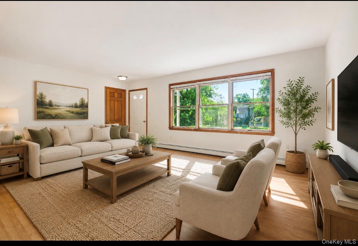 175 Overocker Road Poughkeepsie, NY 12603 - Photo 4 of 29 Virtually Staged Living room