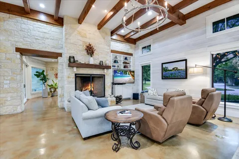 $4,497,000 | 125 Lazy L Lane, Wimberley, TX 78676