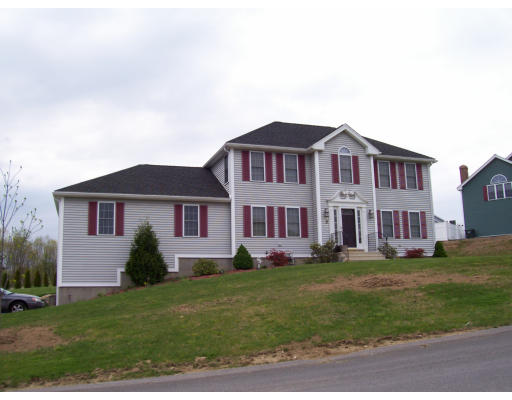 3 Carley Circle Rutland, MA 01543 - Photo 1 of 18
