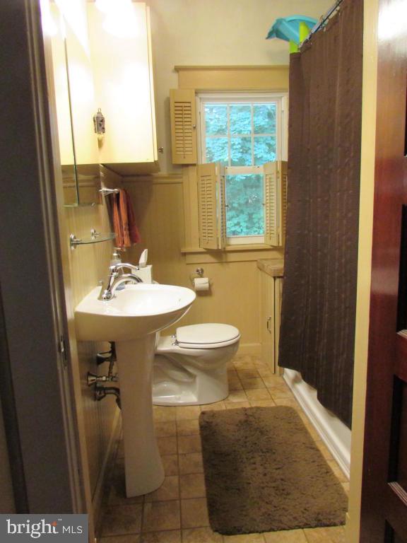 195 Millwood Road Lancaster, PA 17602 - Photo 17 of 26 Gallery Image 17