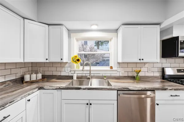 $239,900 | 127 Schuler Street, Syracuse, NY 13203