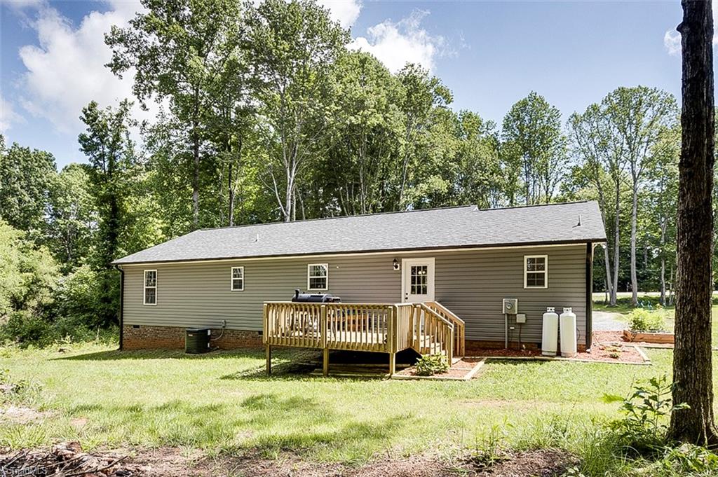 1038 Hub Morris Road Randleman, NC 27317 - Photo 7 of 40 Gallery Image 7