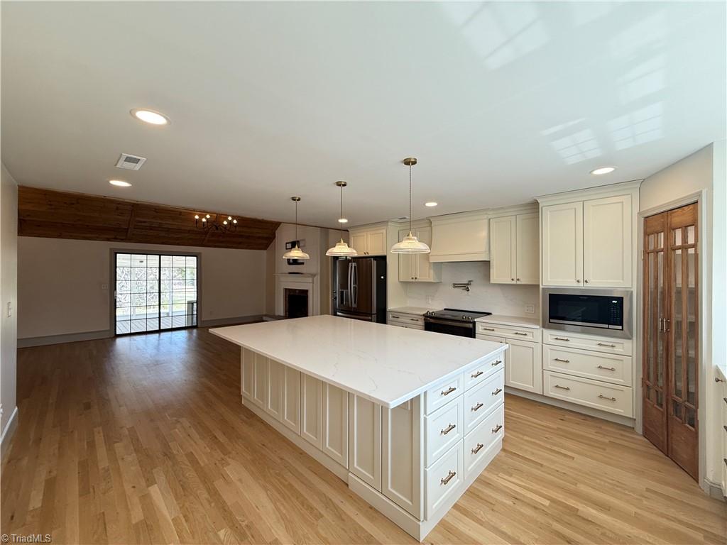 1447 North Old Greensboro Road High Point, NC 27265 - Photo 6 of 23