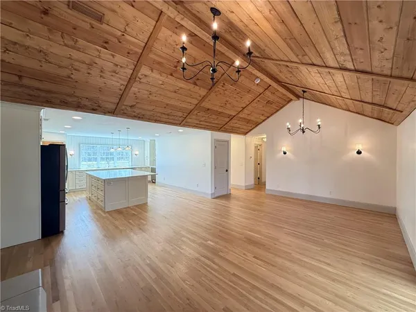 $2,495 | 1447 North Old Greensboro Road, High Point, NC 27265