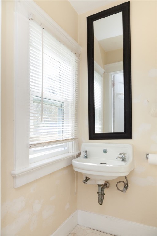 69 Carroll Avenue Newport, RI 02840 - Photo 12 of 27 half bath on first floor