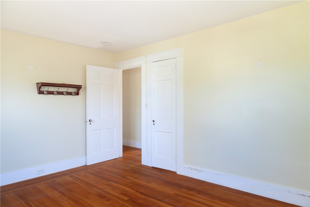 69 Carroll Avenue Newport, RI 02840 - Photo 18 of 27 2nd Bedroom