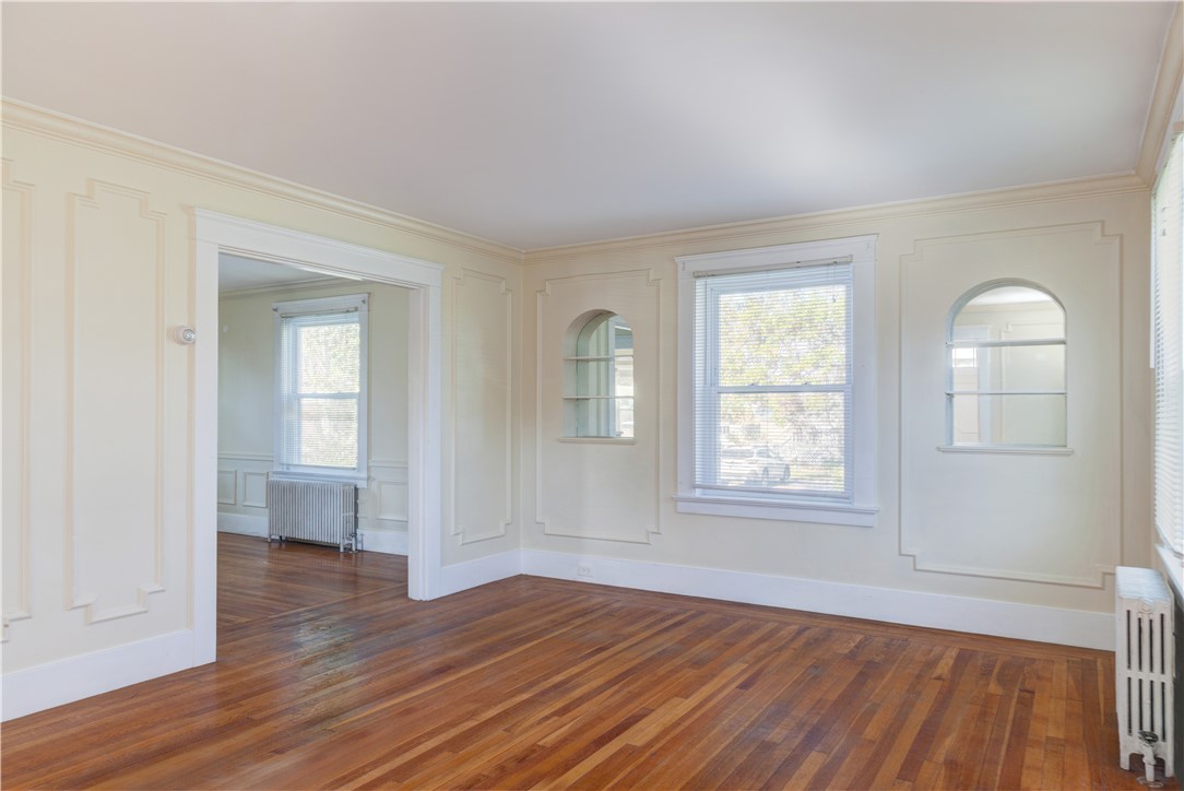 69 Carroll Avenue Newport, RI 02840 - Photo 5 of 27 Living Room to Dining Room