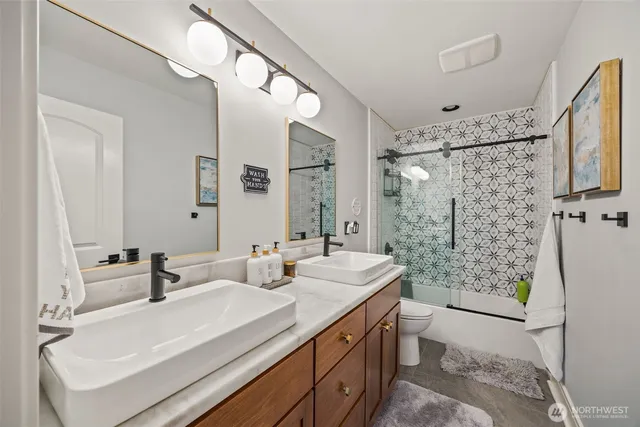 $1,175,000 | 9631 185th Drive Southeast, Snohomish, WA 98290