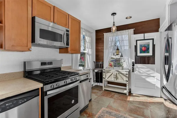 $938,000 | 725 South Grant Street, Denver, CO 80209