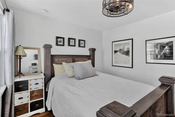 $938,000 | 725 South Grant Street, Denver, CO 80209
