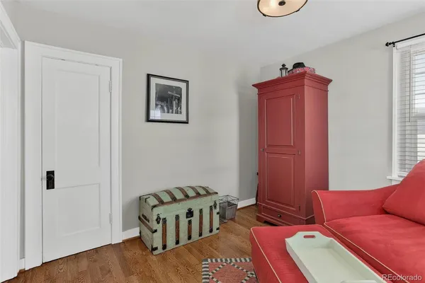 $938,000 | 725 South Grant Street, Denver, CO 80209