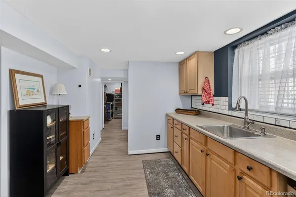 $938,000 | 725 South Grant Street, Denver, CO 80209
