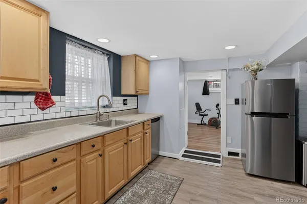 $938,000 | 725 South Grant Street, Denver, CO 80209